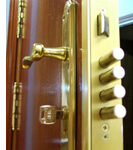 puertas blindadas 133x150 - Cerrajeros urgentes disponibles 24 horas en Barcelona baratos
